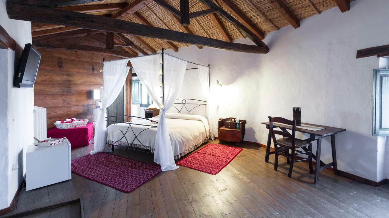 B&B Charme Sa Pardina Orroli Eksteriør billede